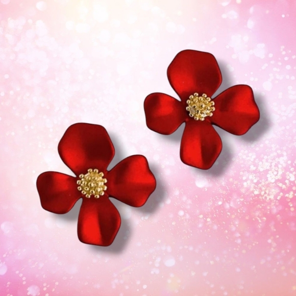 Elegant Red Flower Earrings - Picture 3 of 3
